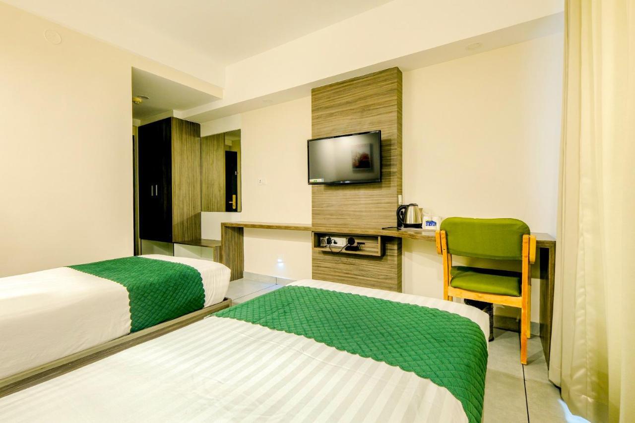 The Heartland Business Hotel, Trivandrum Thiruvananthapuram Eksteriør bilde